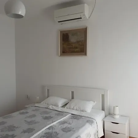 With A Parking Space Malinska, Krk - 19299 Apartament Malinska